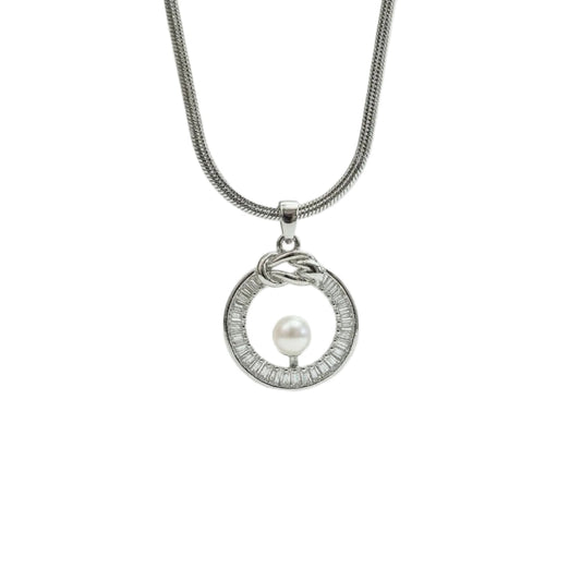 Pearl In Halo Silver