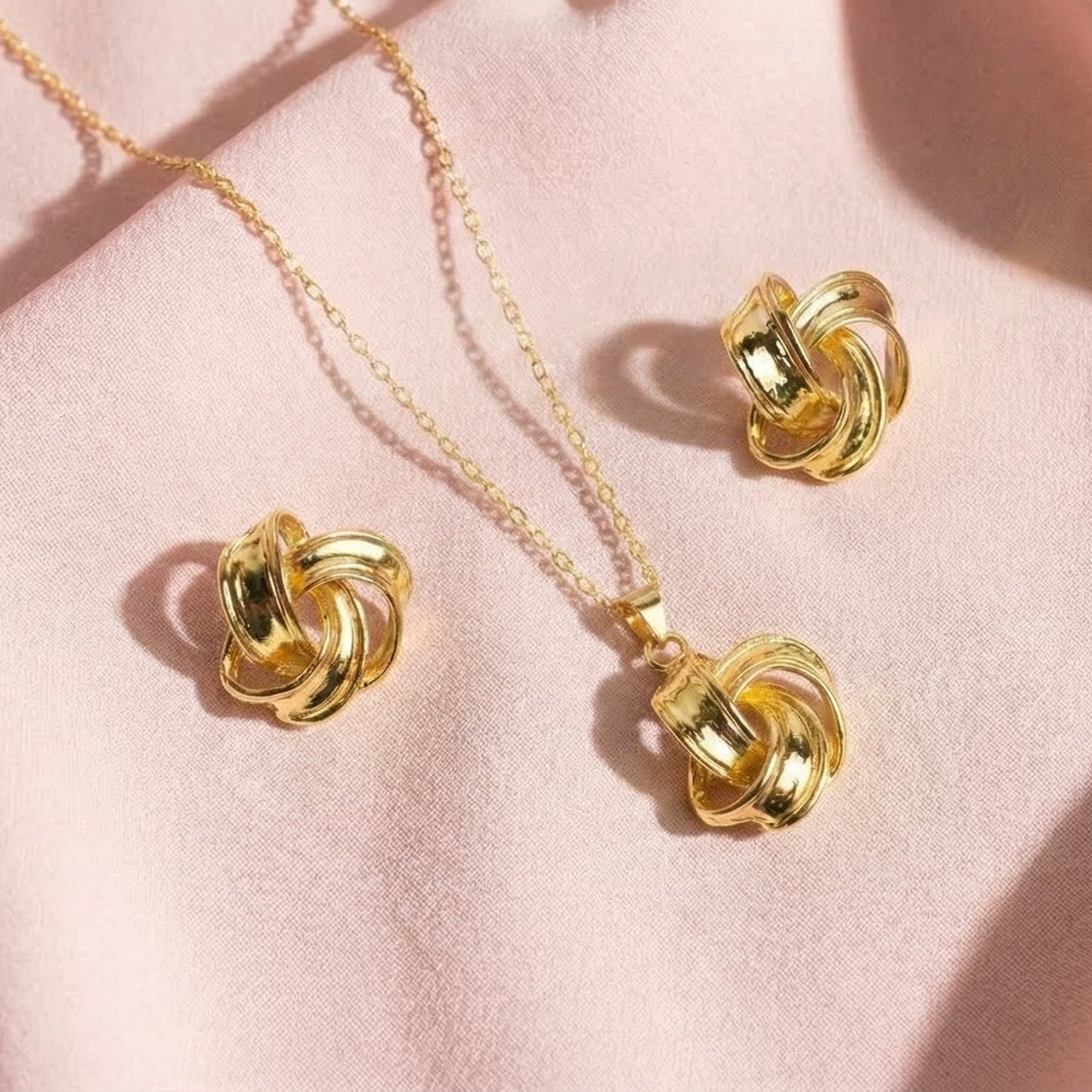Flower Necklace Set