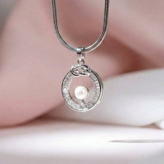 Pearl In Halo Silver