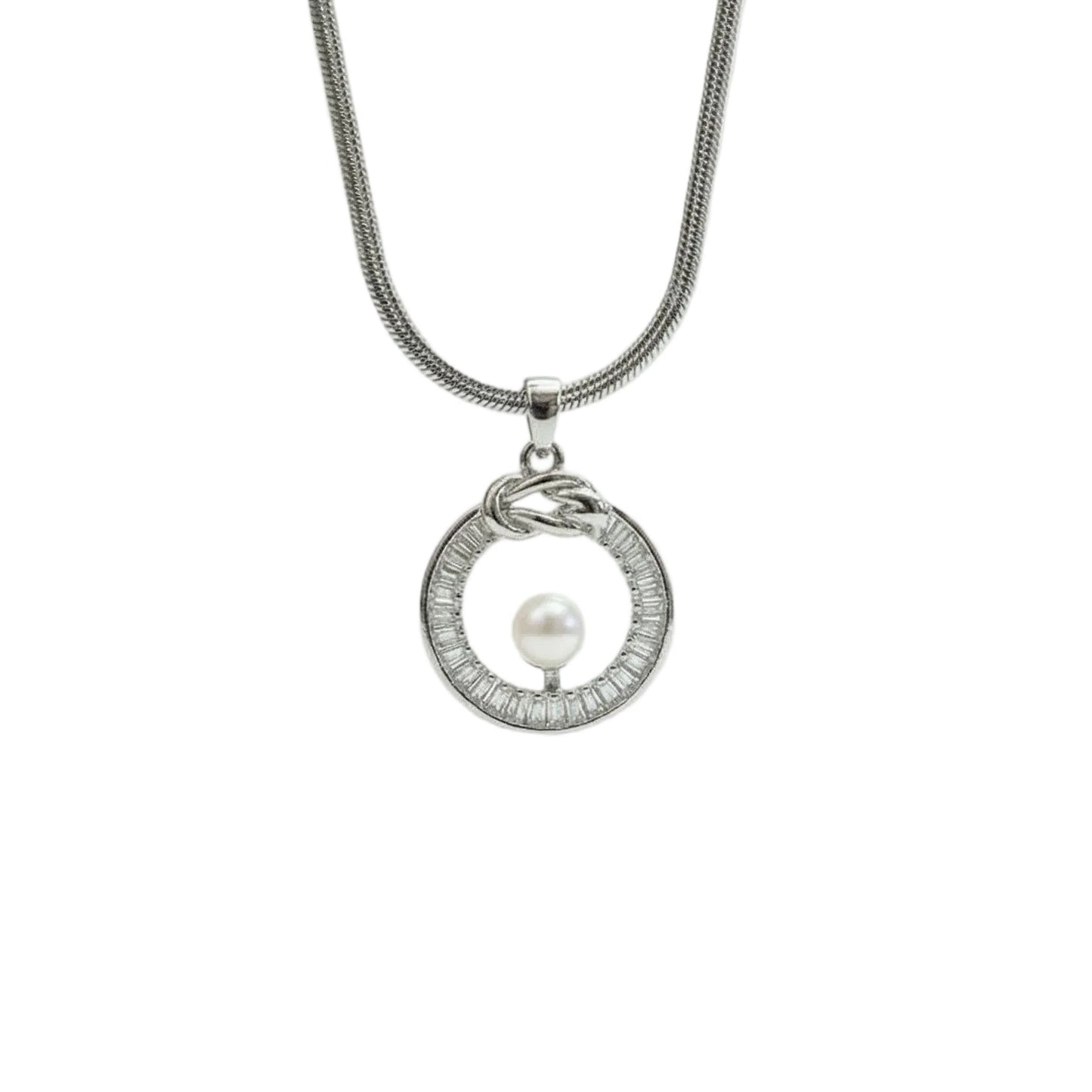 Pearl In Halo Silver